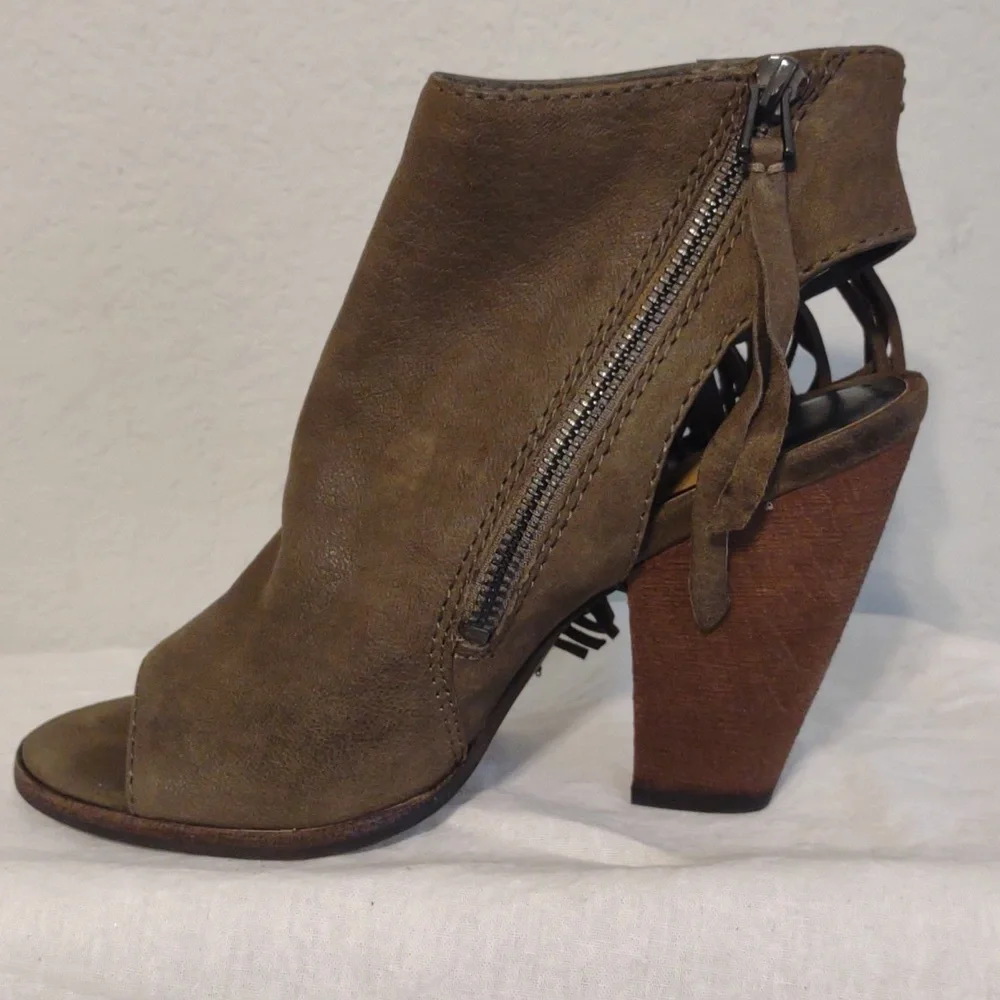 Dolce Vita Noralee Ankle Boots in Olive Nubuck. Size 7.5 EUC - Picture 9 of 15